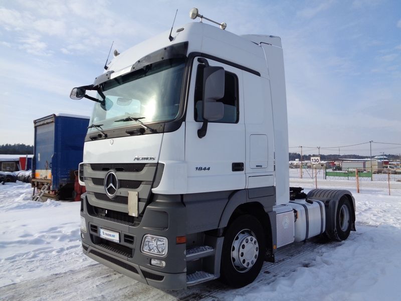 ТО грузового тягача Mercdes-Benz Actros 1844