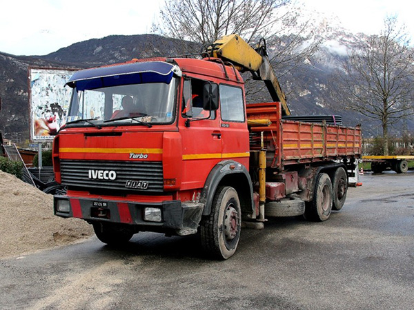стоимость запчастей для грузовиков Iveco Turbo